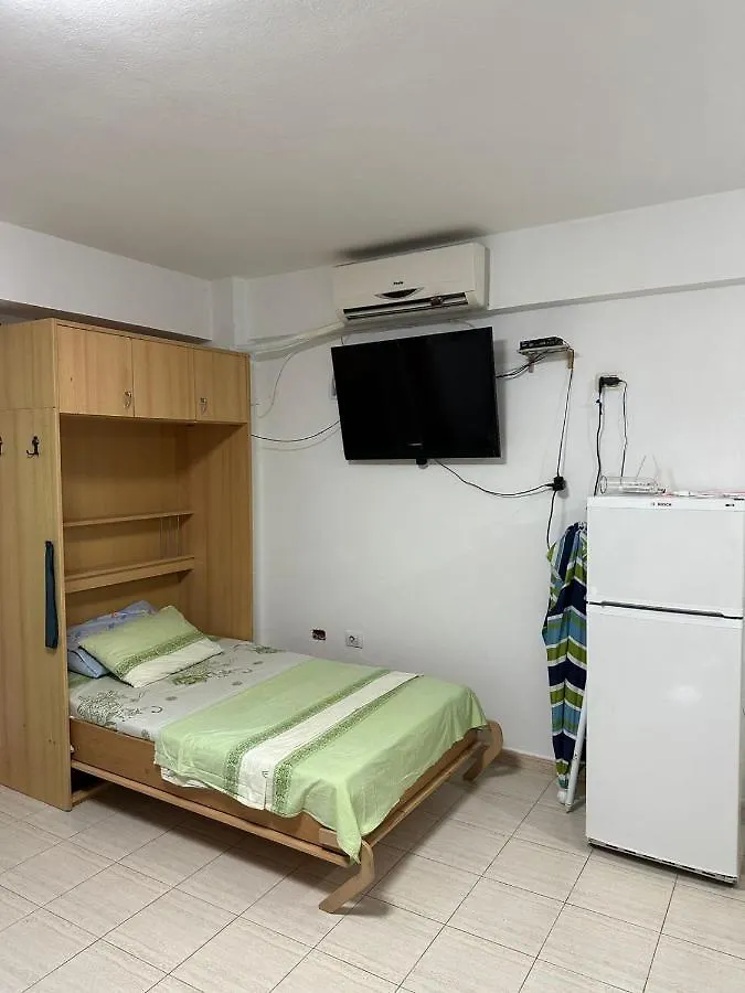 Shengjin Coral Apartment 0*,